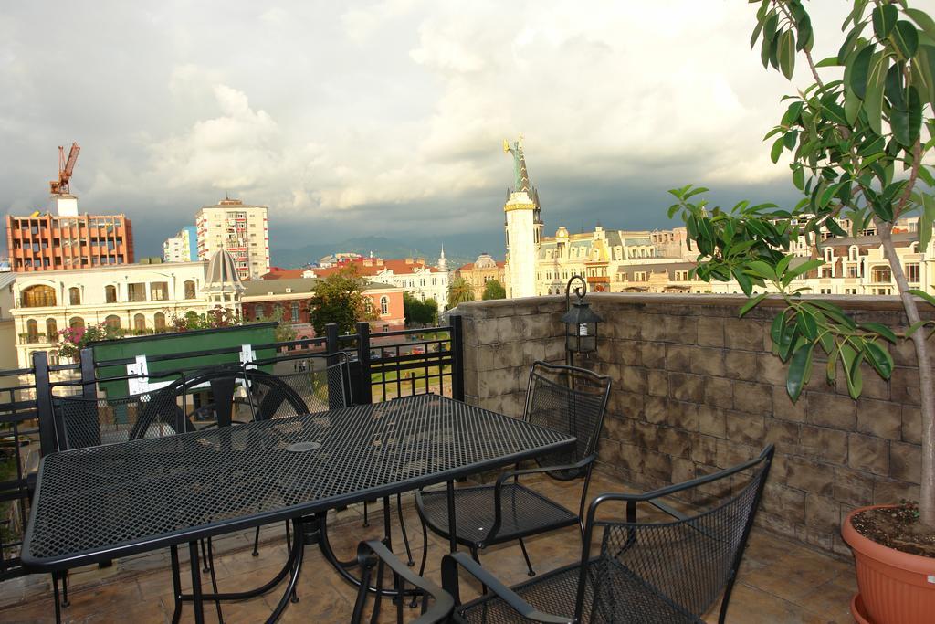 Hotel Brighton Batumi Exterior foto